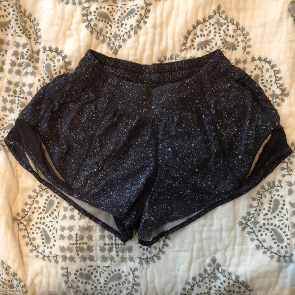 Lululemon shorts size 4